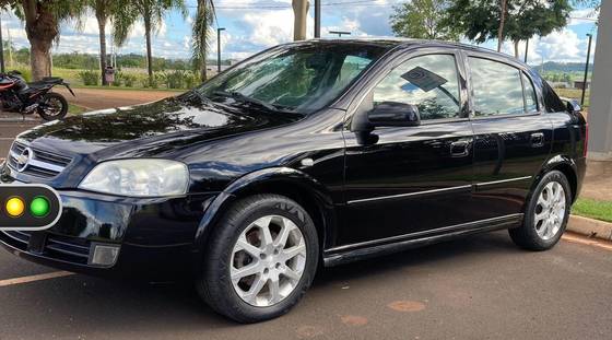 CHEVROLET ASTRA 2.0 MPFI ADVANTAGE 8V FLEX 4P MANUAL